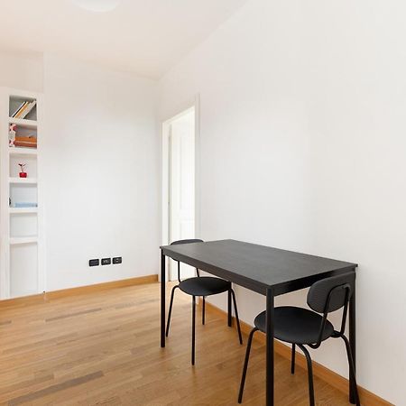 Milan Comfy Apartment X3 - With Balcony Екстериор снимка